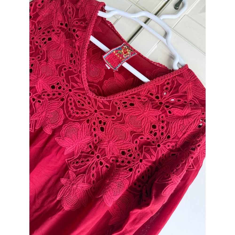 Johnny Was Red Cupra Rayon Embroidered Eyelet V-Neck Tunic Blouse Womens Medium